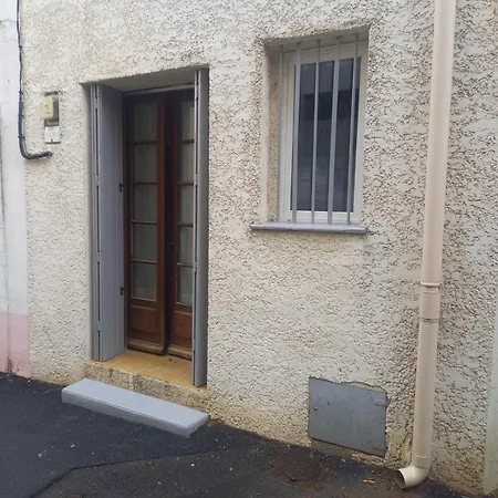 Studio Appartement Saint-Gilles (Gard)